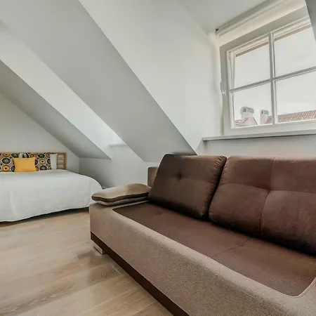 City Apartments- Pilies Street Balcony Apartment